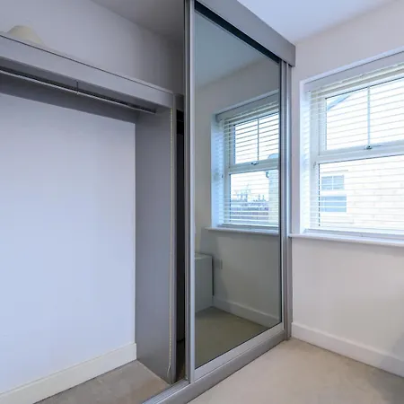 Corner By The Canal - Duplex - Pass The Keys Semesterbostad Leeds (West Yorkshire)