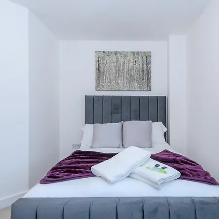 Semesterbostad Corner By The Canal - Duplex - Pass The Keys *