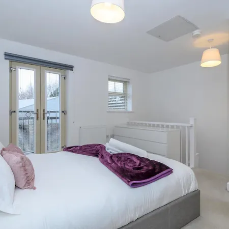 Semesterbostad Corner By The Canal - Duplex - Pass The Keys Leeds (West Yorkshire)