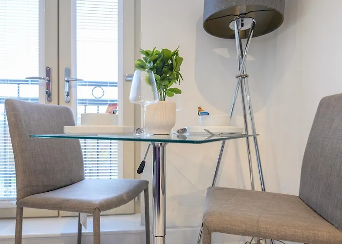 Holiday home Corner By The Canal - Duplex - Pass The Keys Leeds (West Yorkshire)