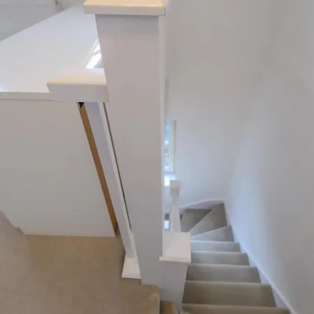 בית נופש Corner By The Canal - Duplex - Pass The Keys